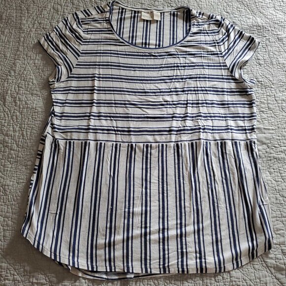 Cute Striped Shirt - Picture 1 of 4